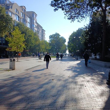 Festival And Congress Centre Appartment Varna Bagian luar foto