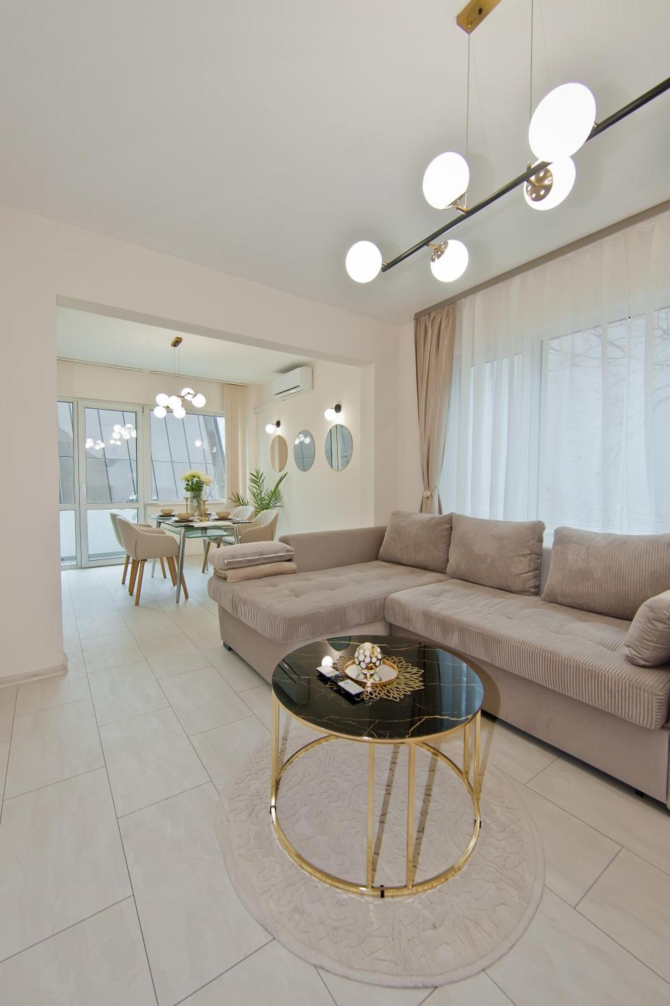 Festival And Congress Centre Appartment Varna Bagian luar foto