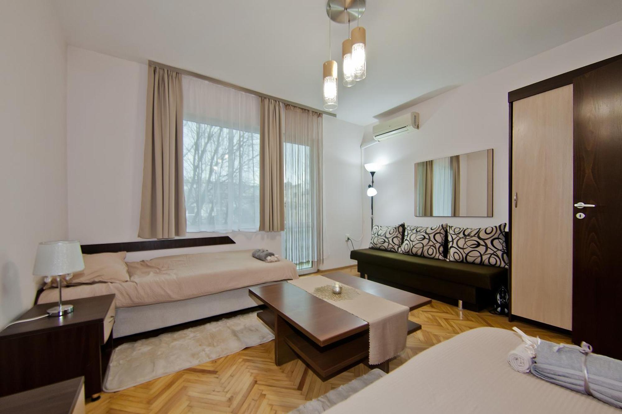 Festival And Congress Centre Appartment Varna Bagian luar foto