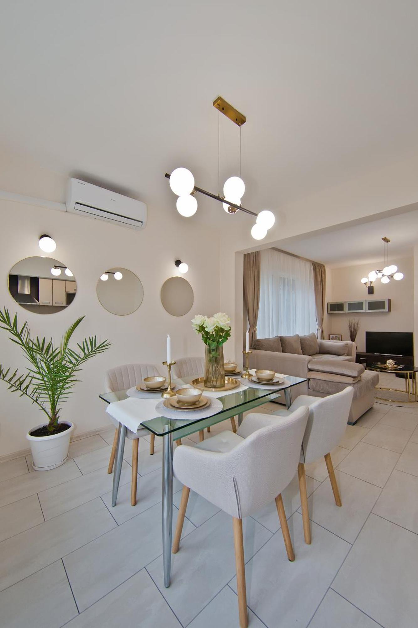 Festival And Congress Centre Appartment Varna Bagian luar foto